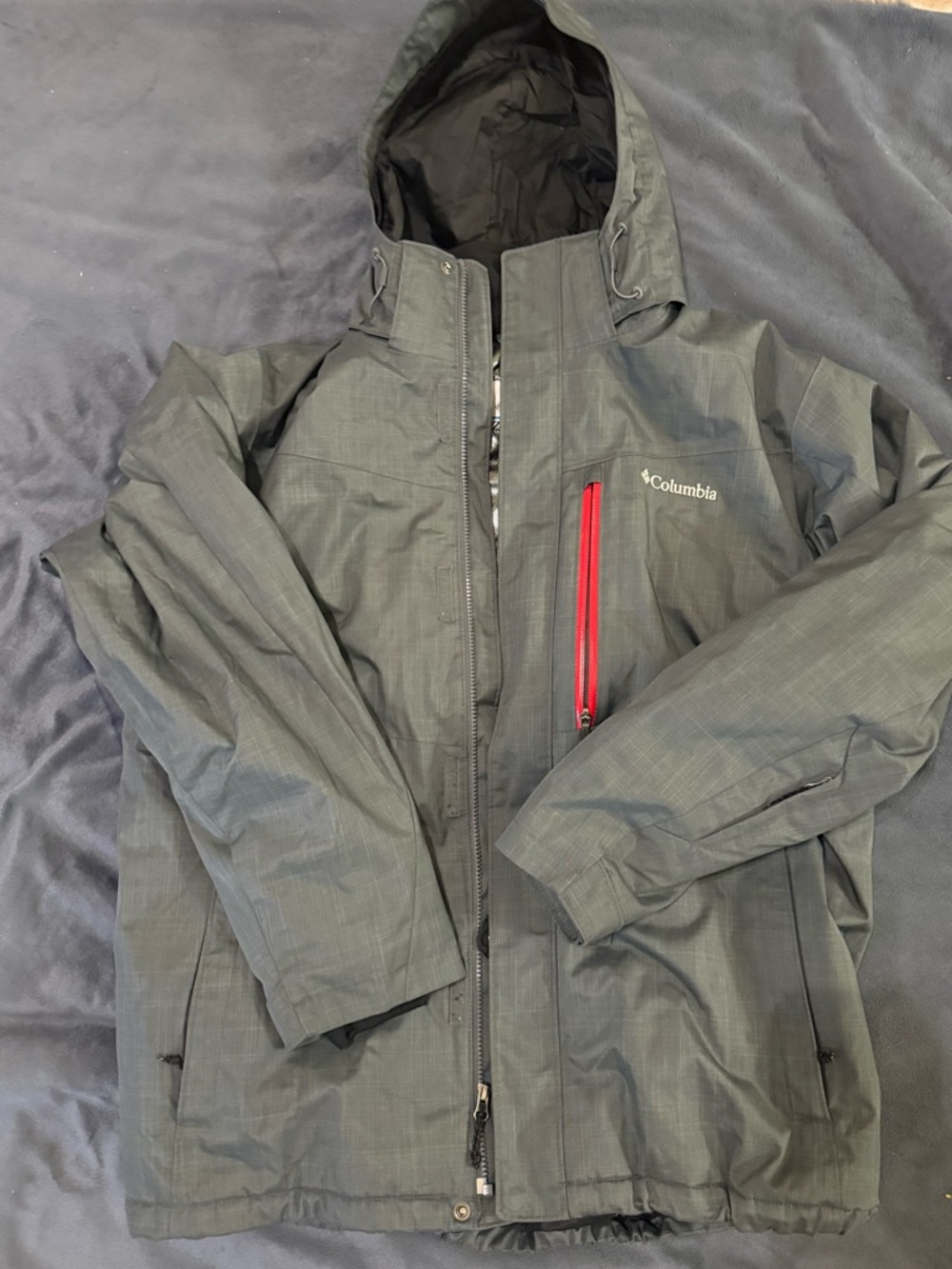 Columbia Men's Black Ski Insulated Hooded Jacket omni- technology